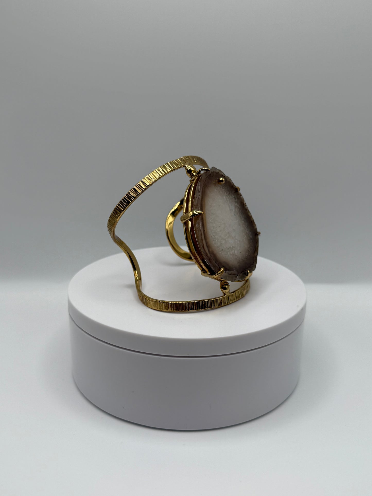 Celestia Agate Cuff