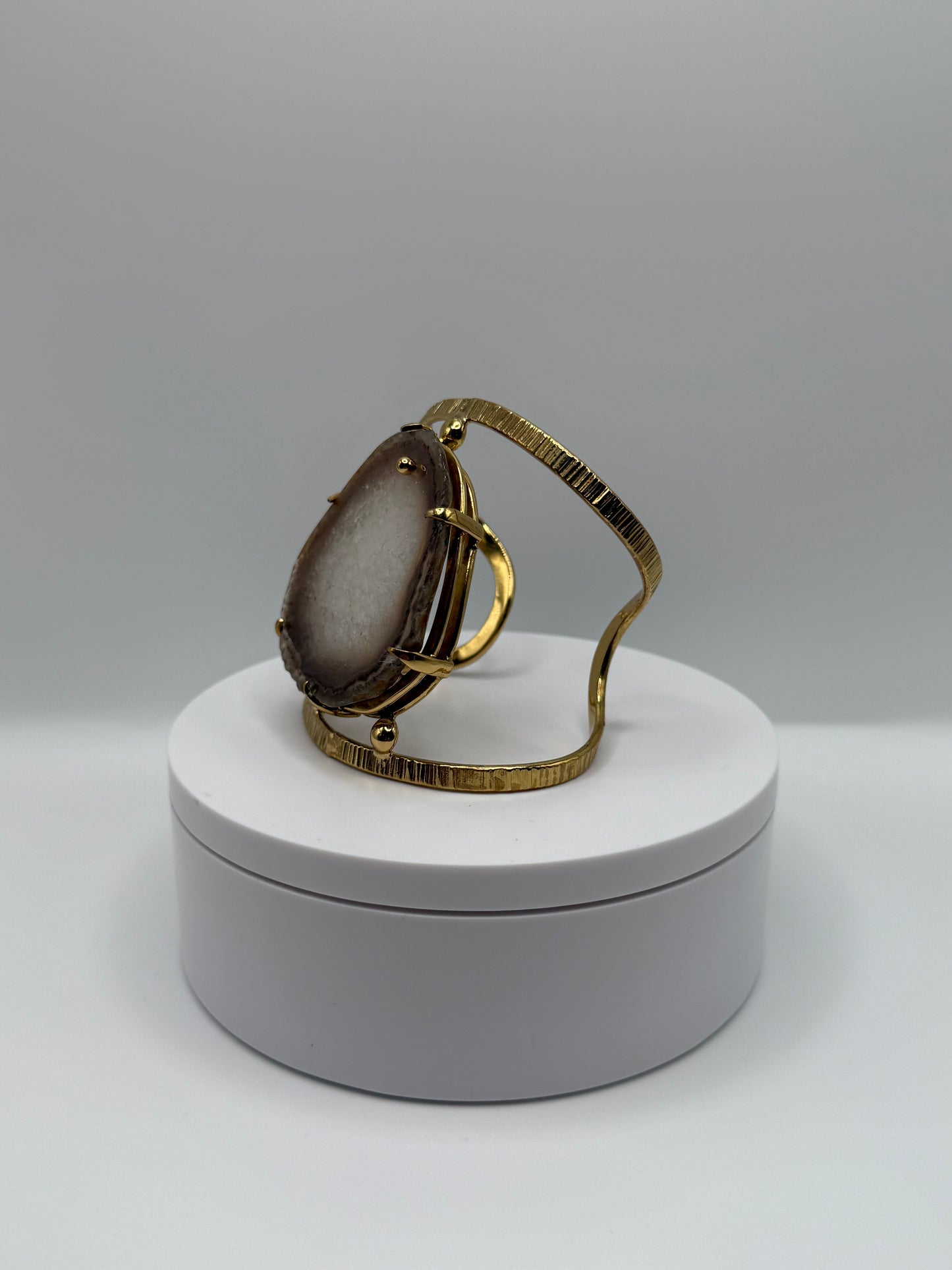Celestia Agate Cuff