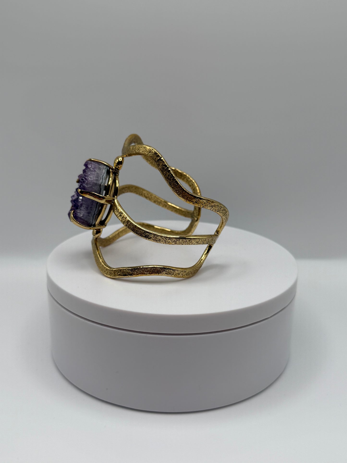Wavy amethyst cuff