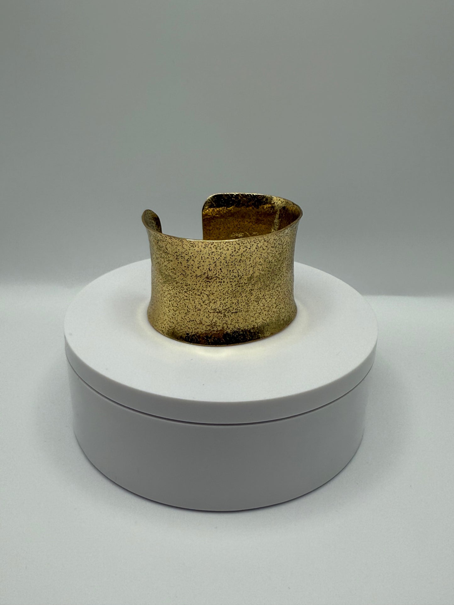Sovereign Cuff