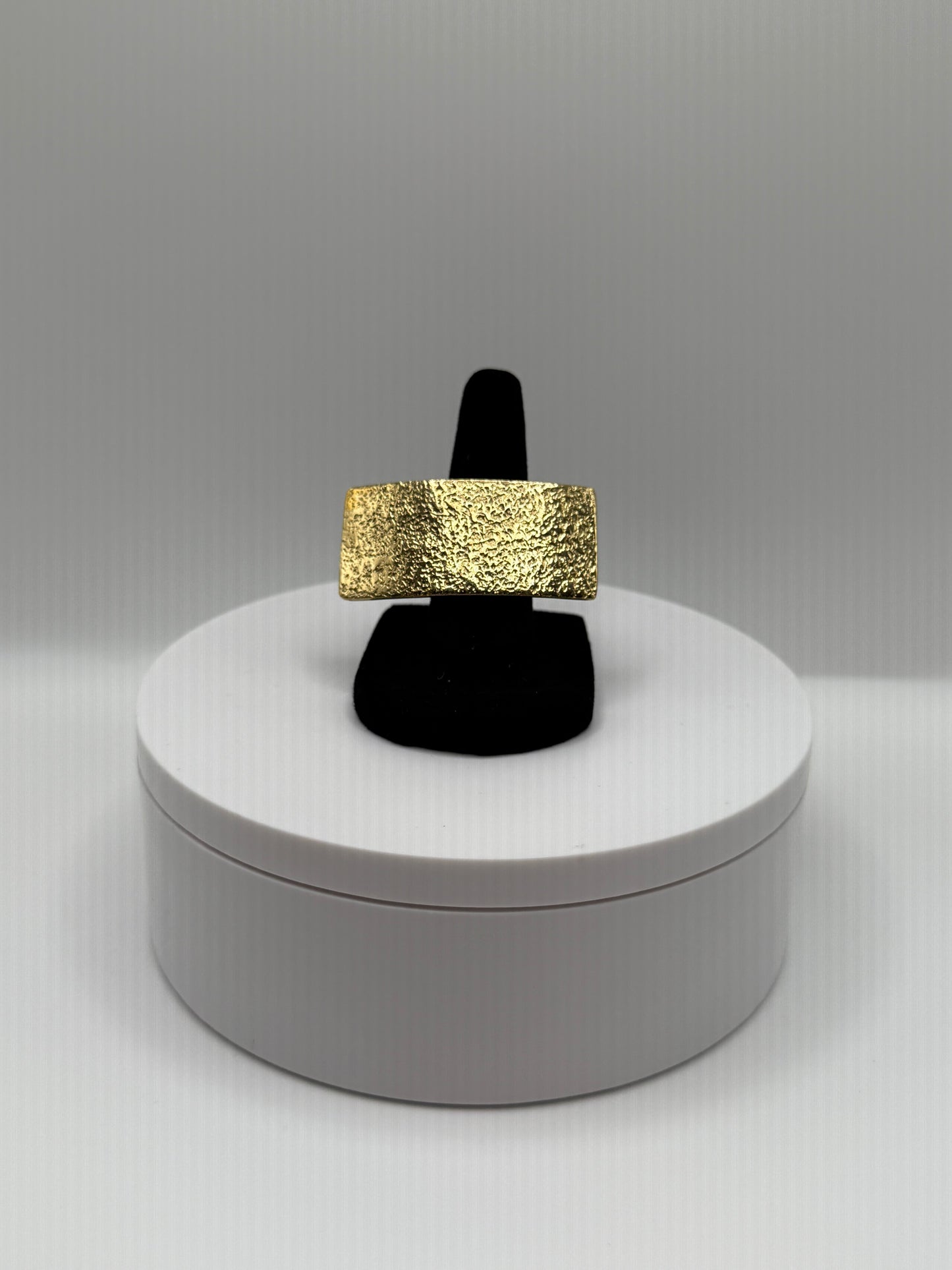 Golden Horizon Ring