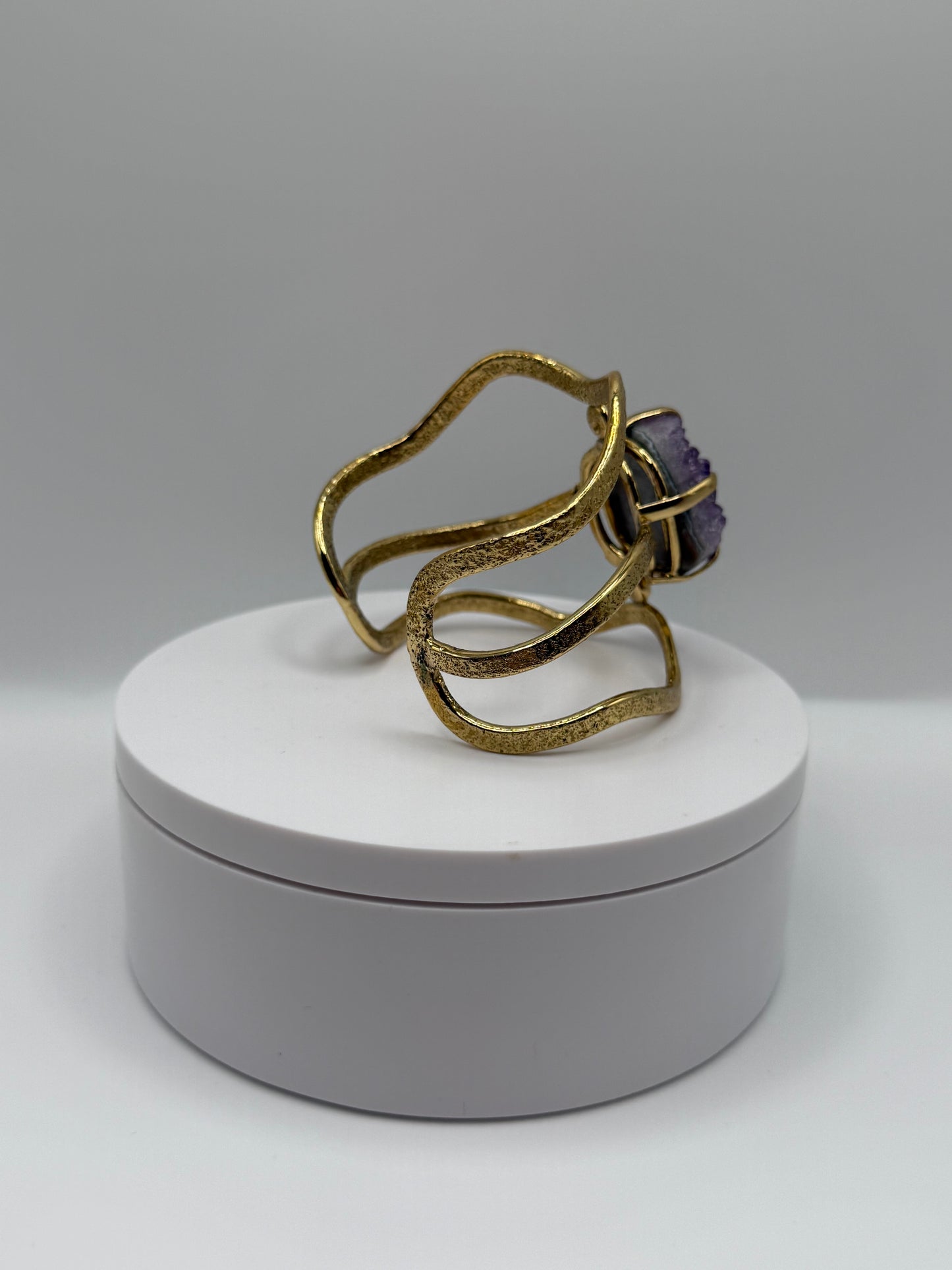 Wavy amethyst cuff