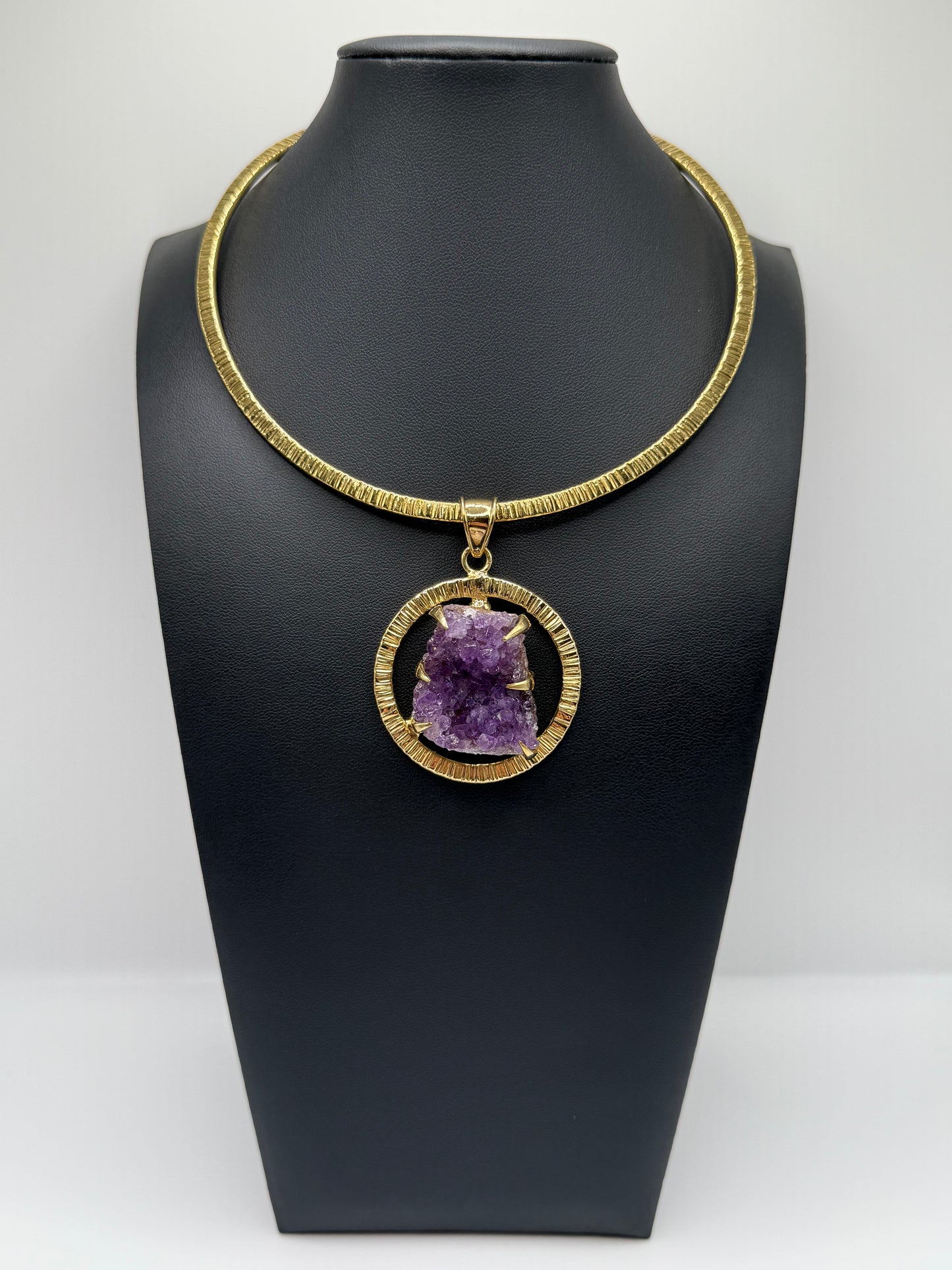 Halo Amethyst Choker