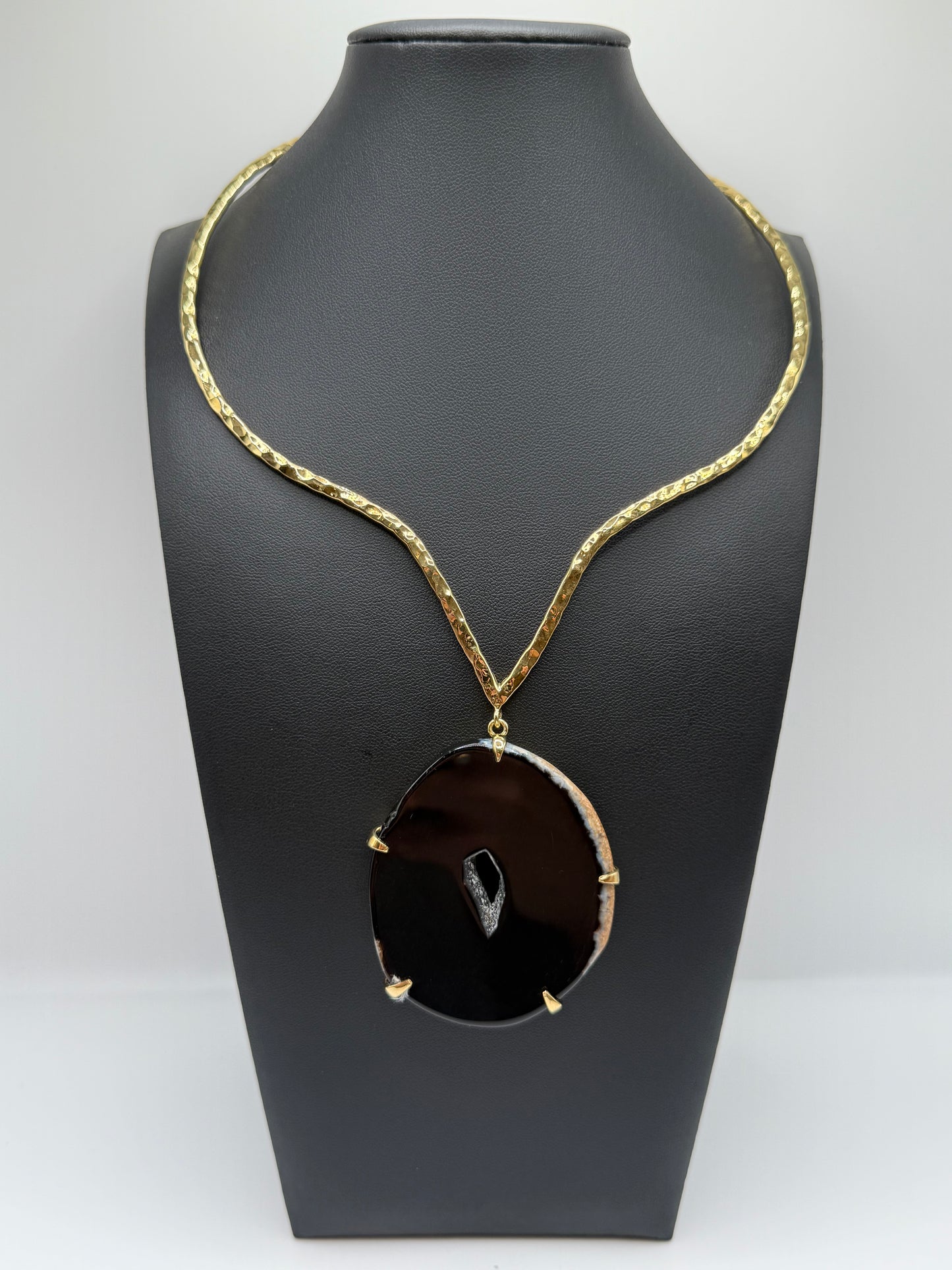 Black Agate Abyss