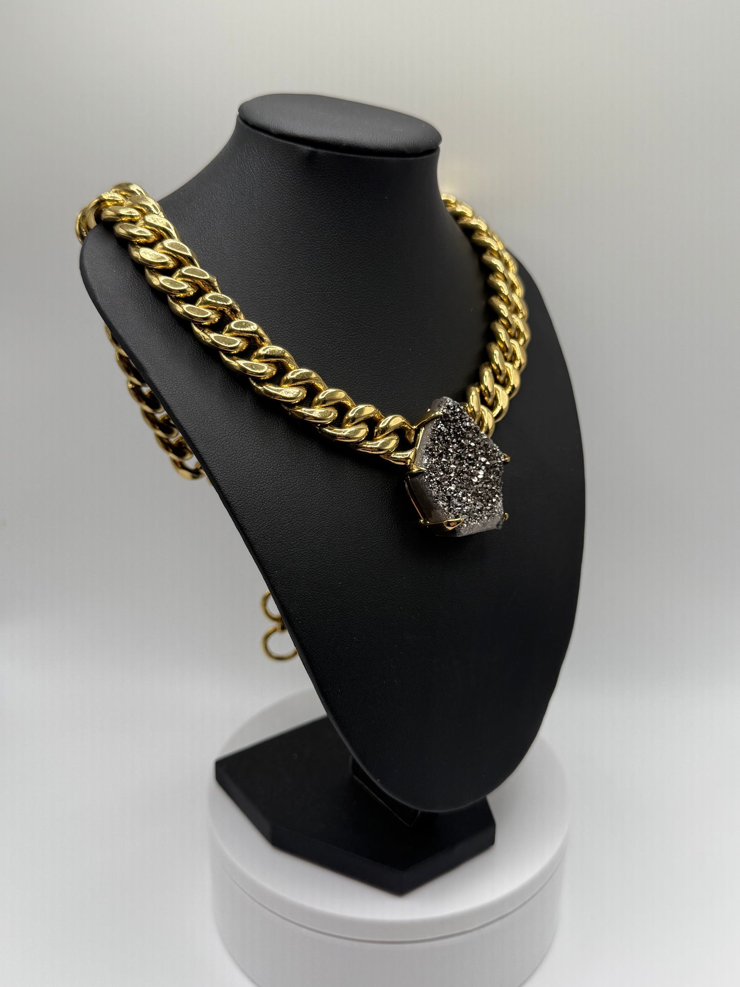 Volcanic Druzy Chain