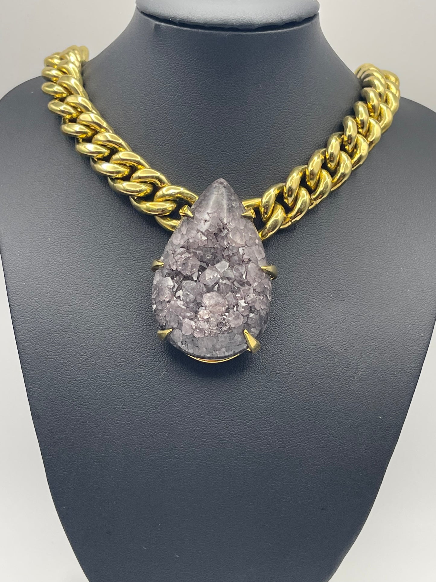 Obsidian Majesty Tear Chain