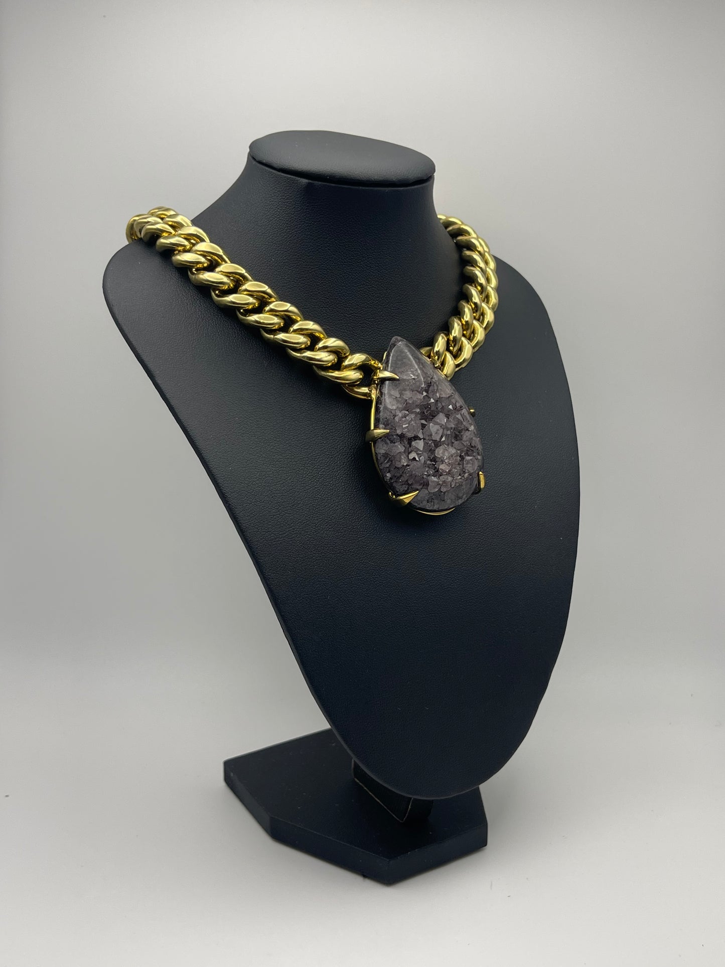 Obsidian Majesty Tear Chain