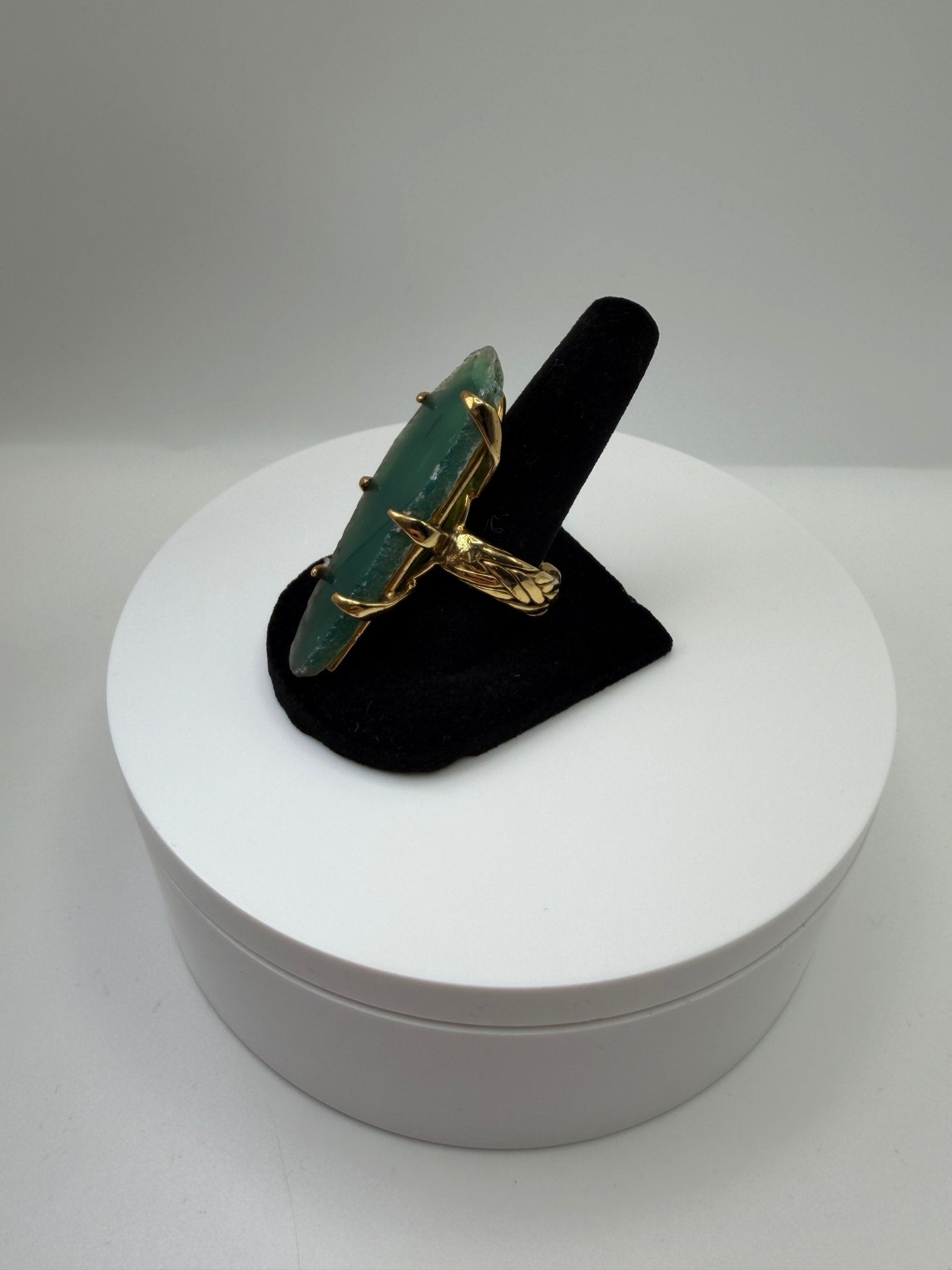 Green agate braided ring - AVA Jewelry
