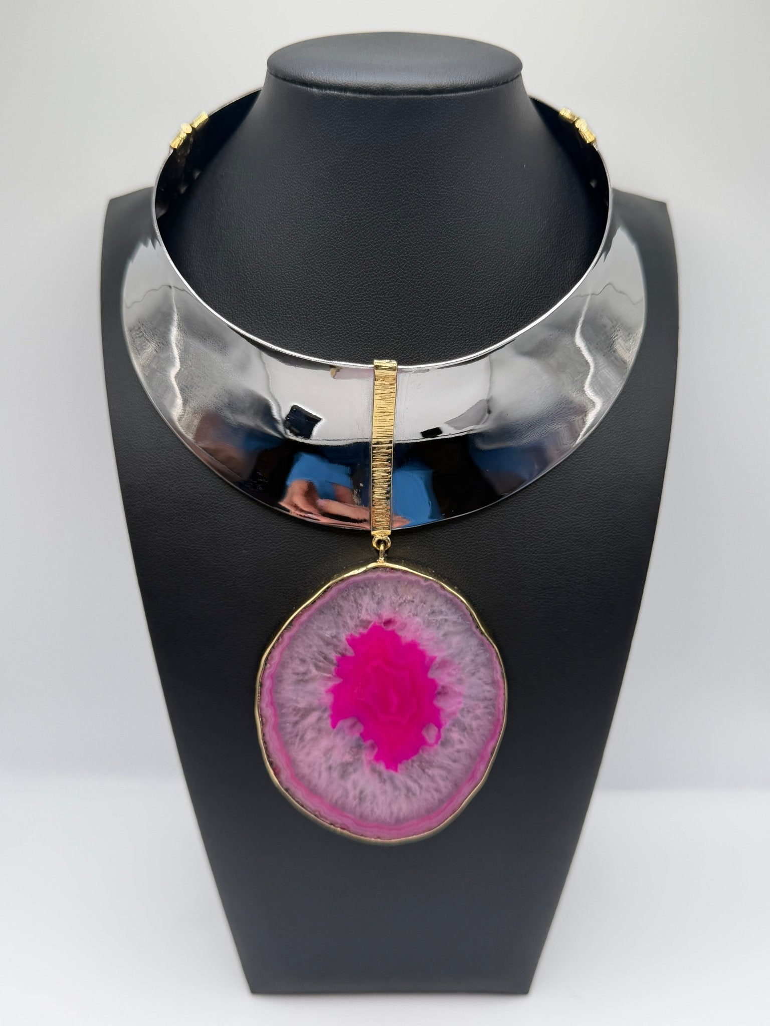 Pink agate collar - AVA Jewelry