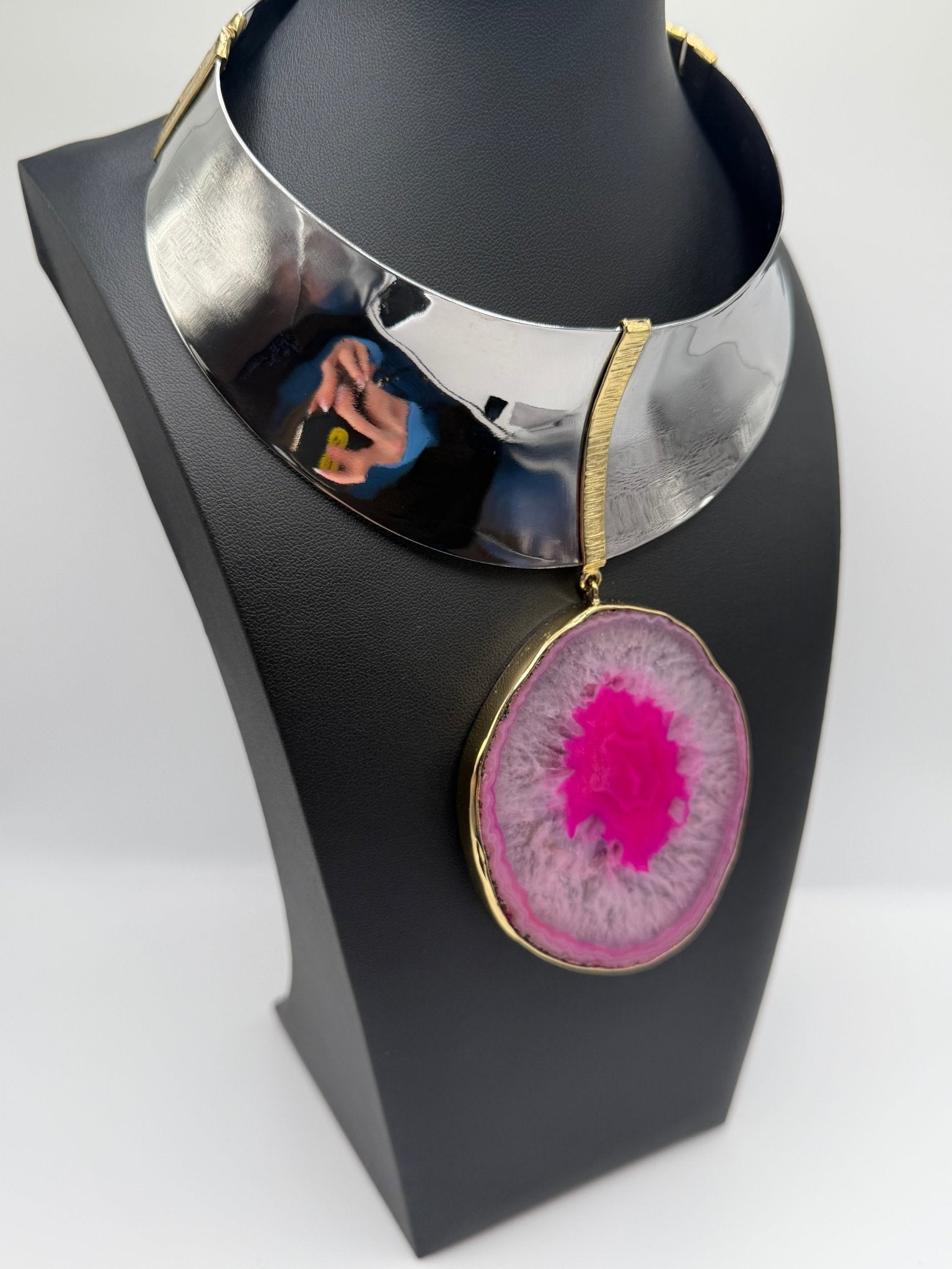 Pink agate collar - AVA Jewelry