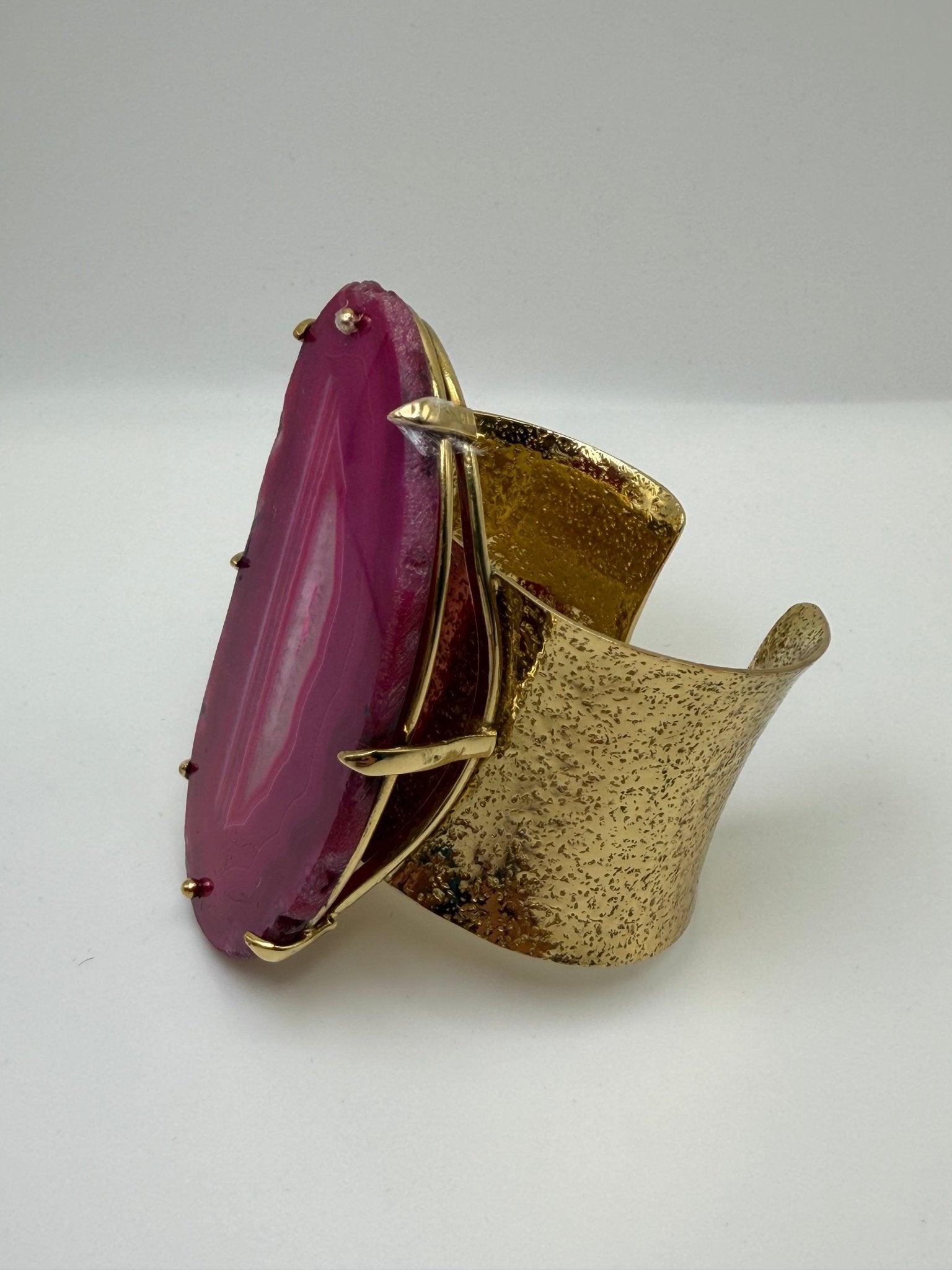 Pink agate slice bracelet - AVA Jewelry