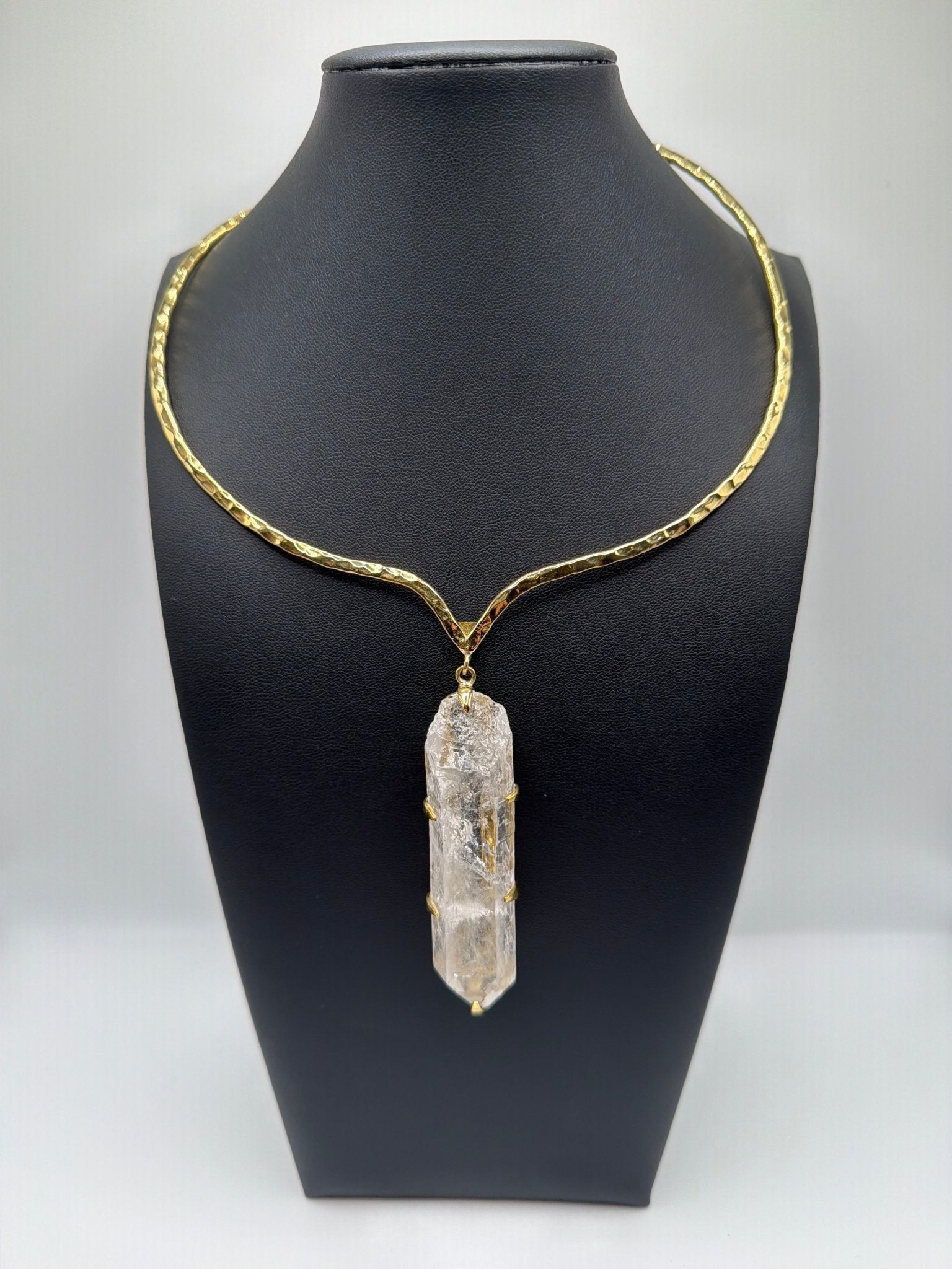 Quartz Crystal Point V - AVA Jewelry