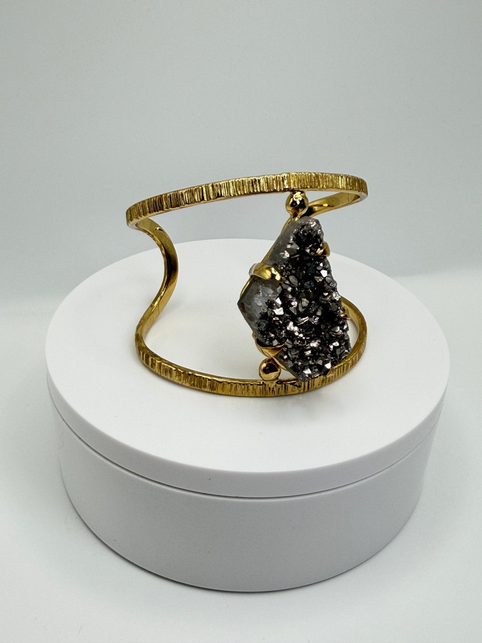 Titanium Singularity Cuff - AVA Jewelry