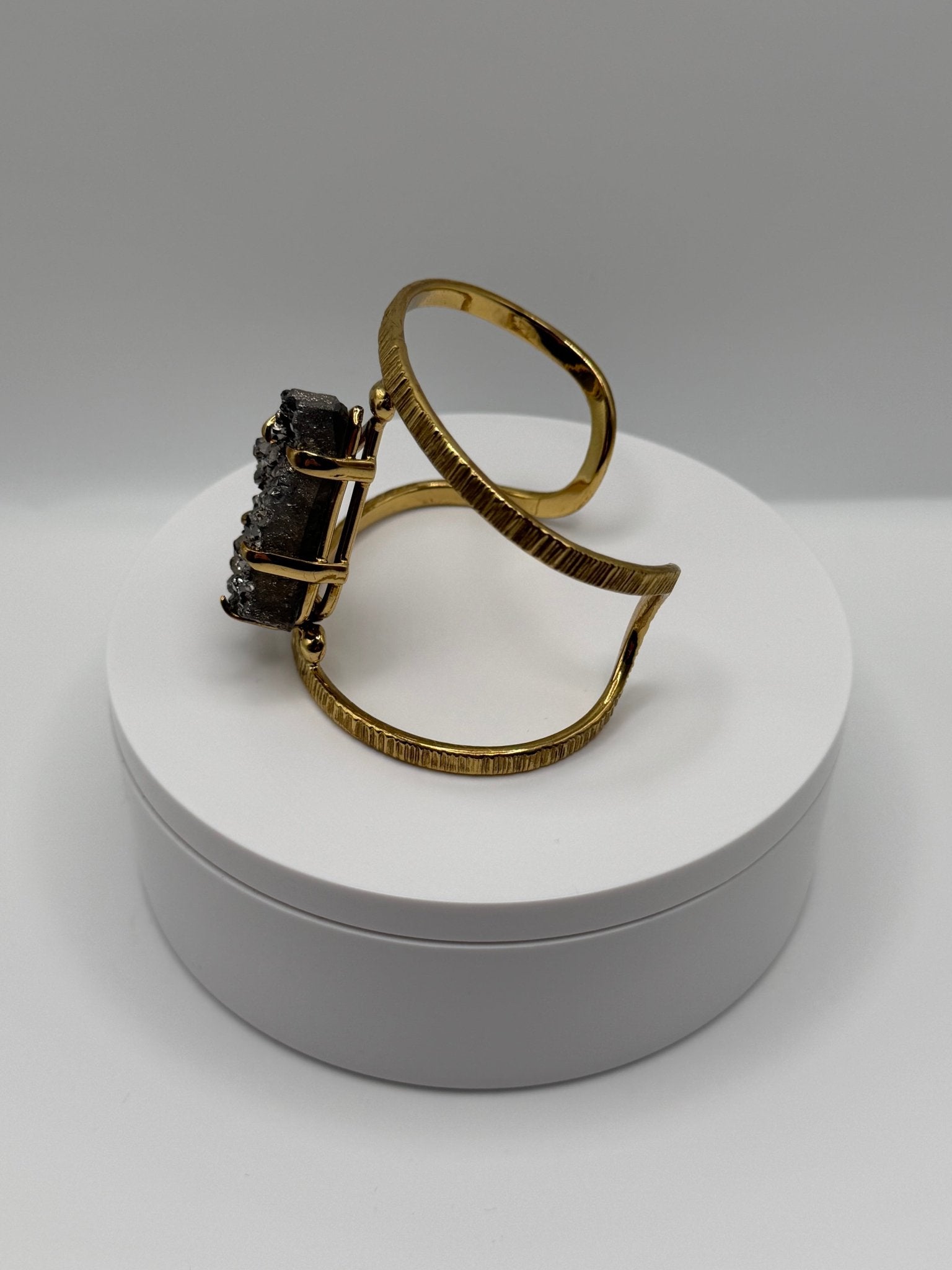 Titanium Singularity Cuff - AVA Jewelry