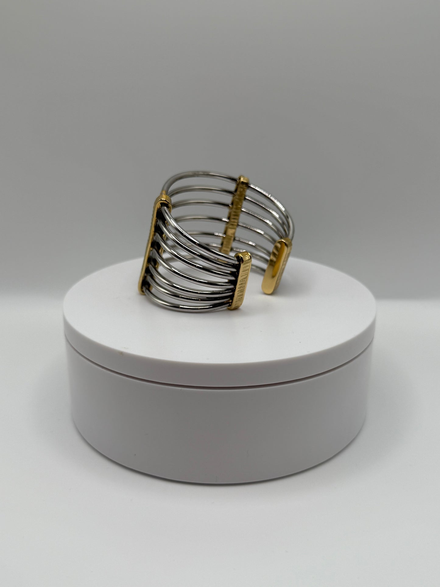 Polarity Cuff