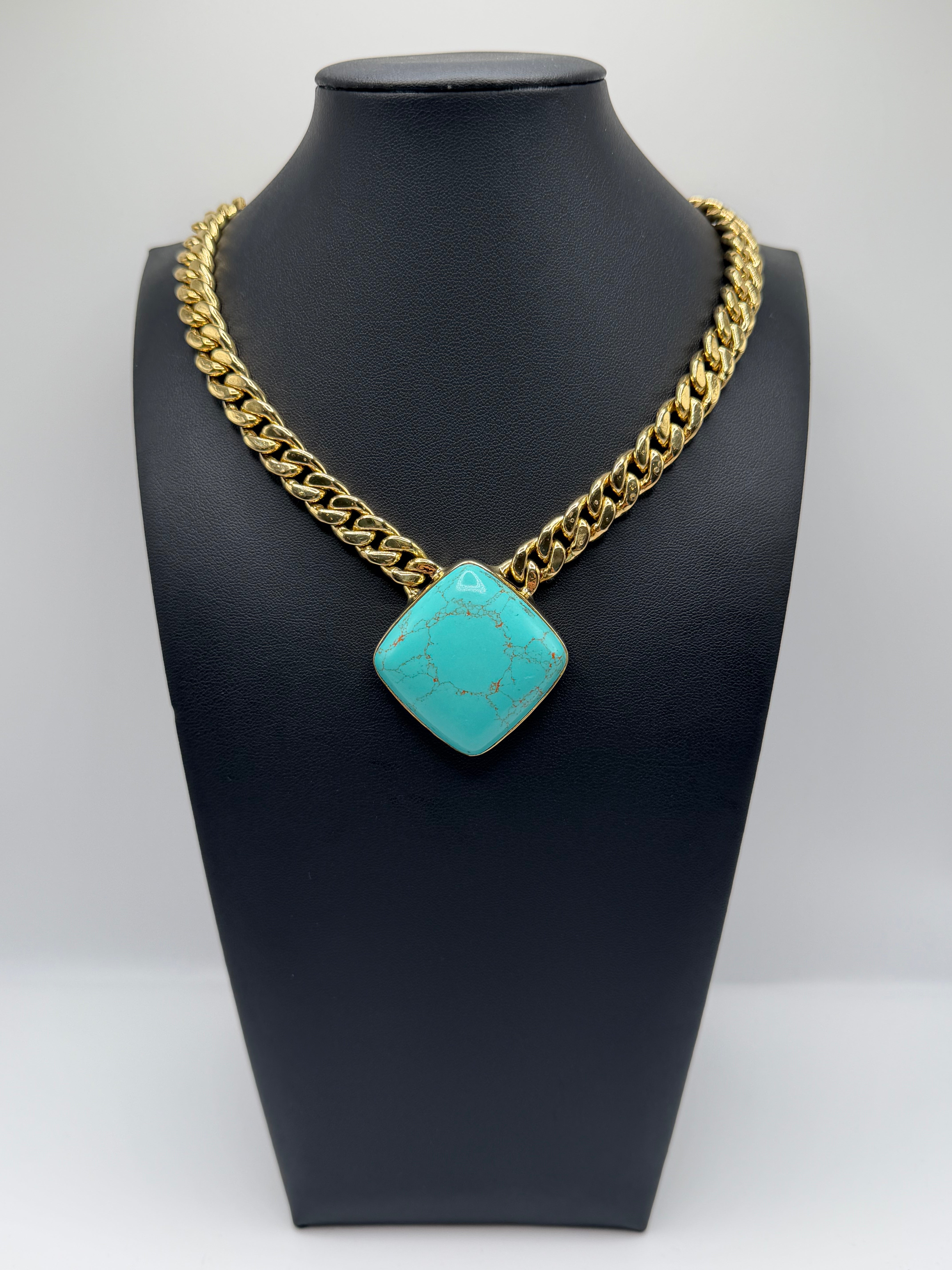 petite Whisper Chain