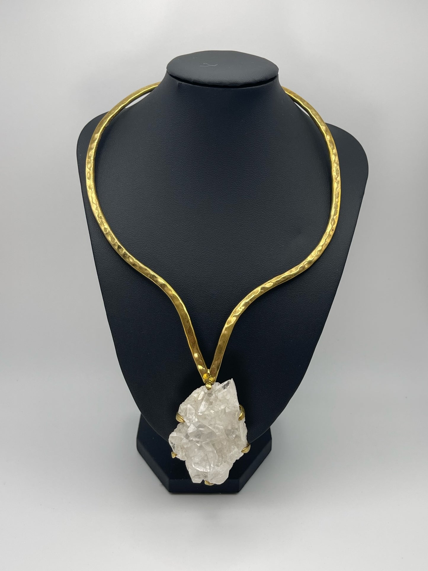 Quartz Crystal Plunging Neckpiece