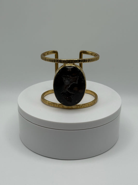 Eclipse Stone Cuff