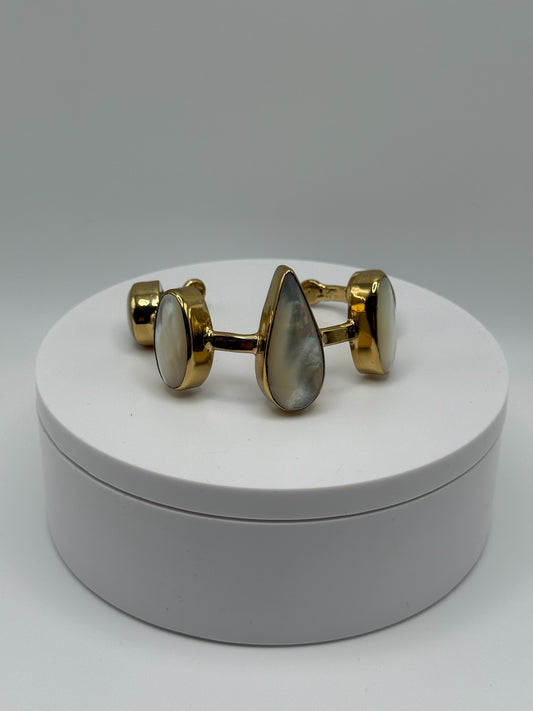 Mother of Pearl Dewdrop Grace Cuff