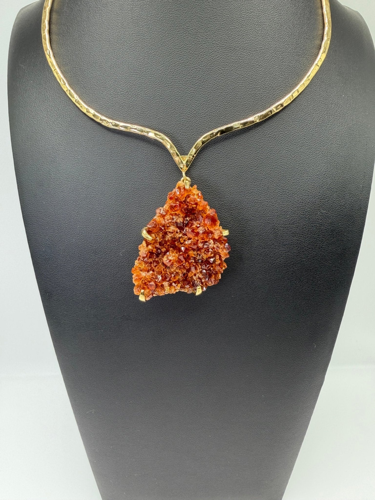 Amber Contour Necklace - AVA Jewelry