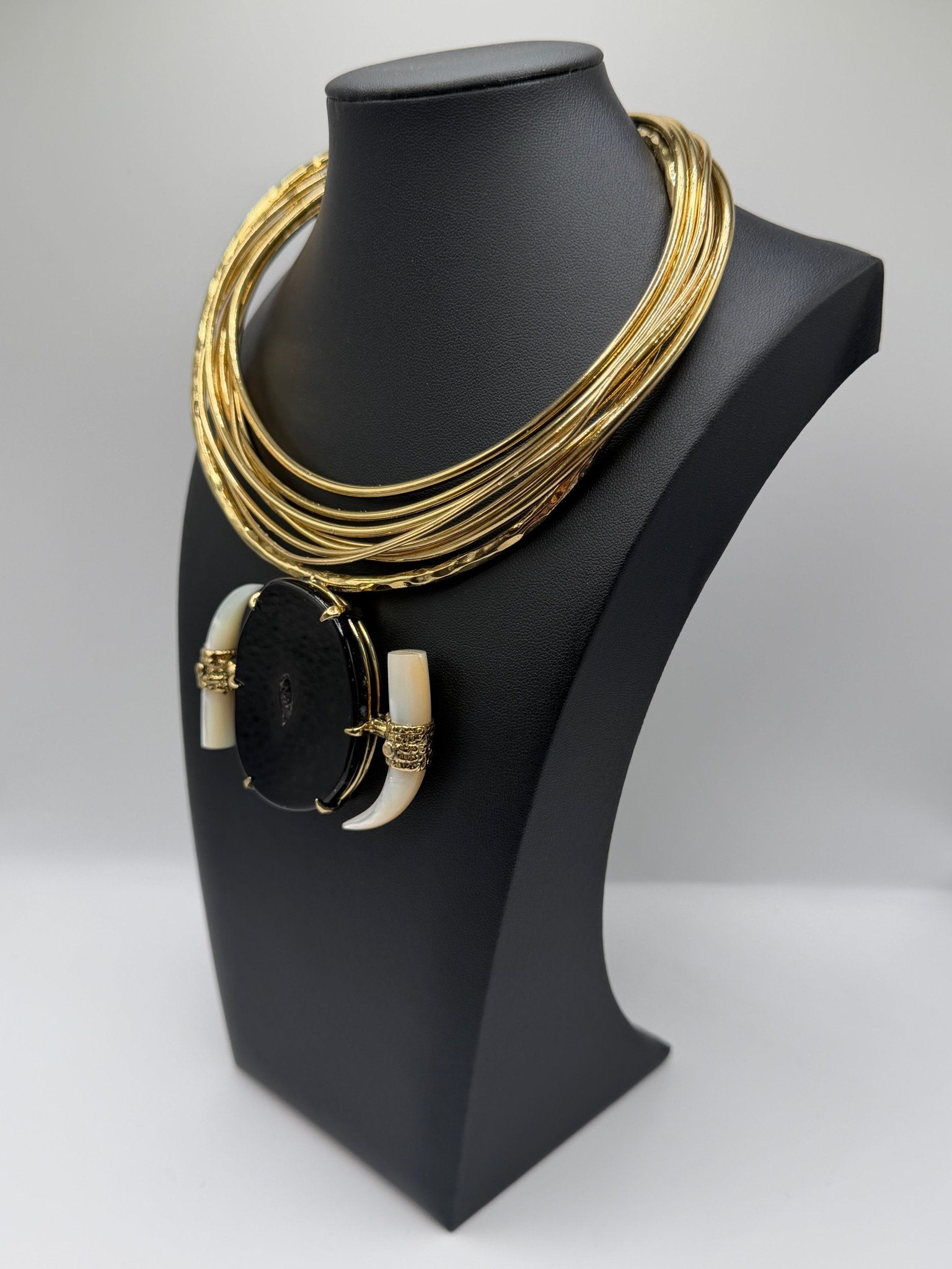 Black Agate Mother of Pearl Horn multilayer - AVA Jewelry