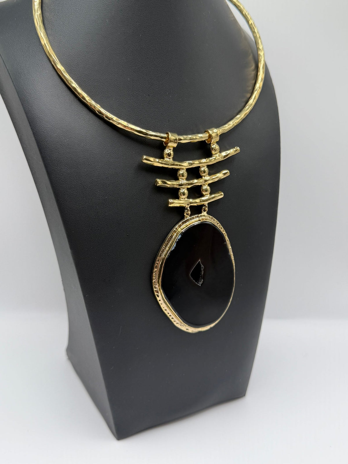 Black Agate Strata - AVA Jewelry