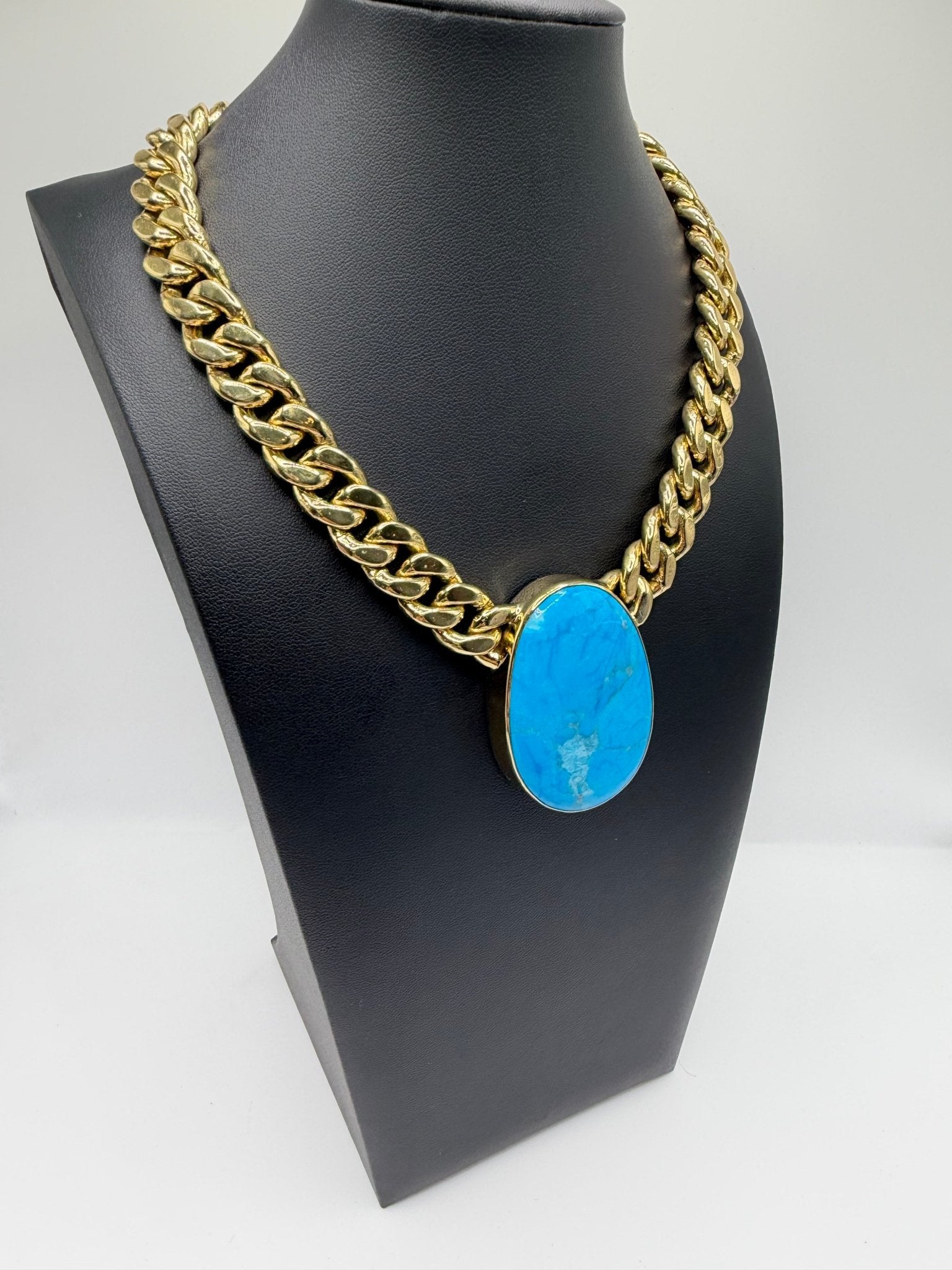 Blue boyfriend chain - AVA Jewelry