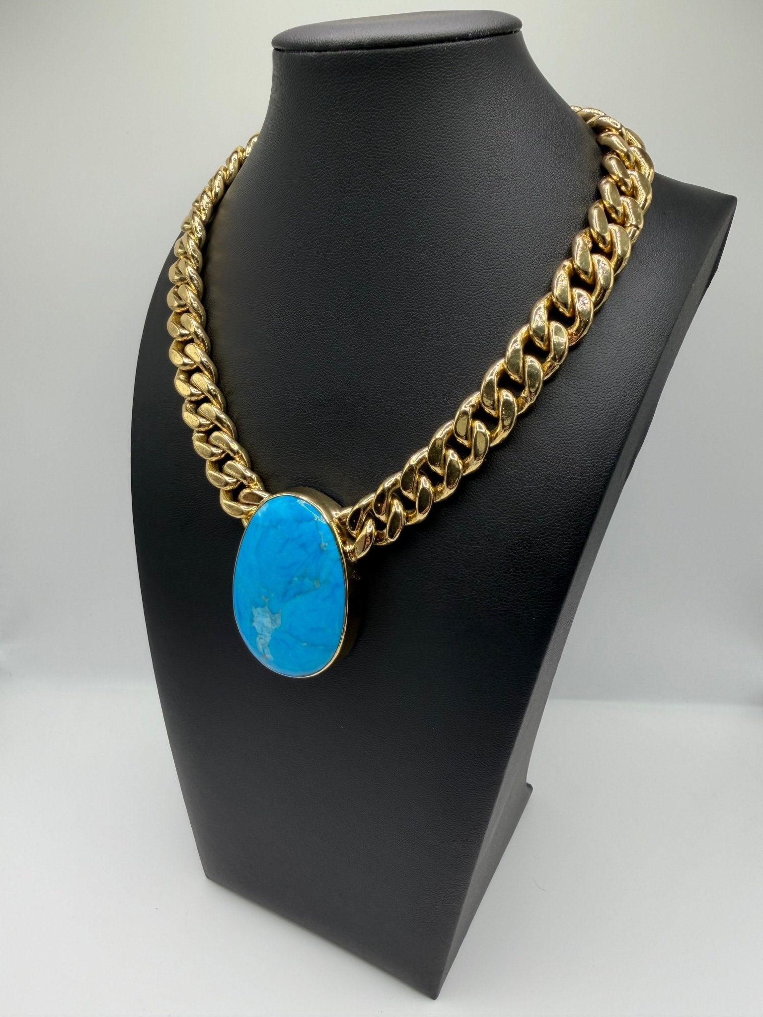 Blue boyfriend chain - AVA Jewelry