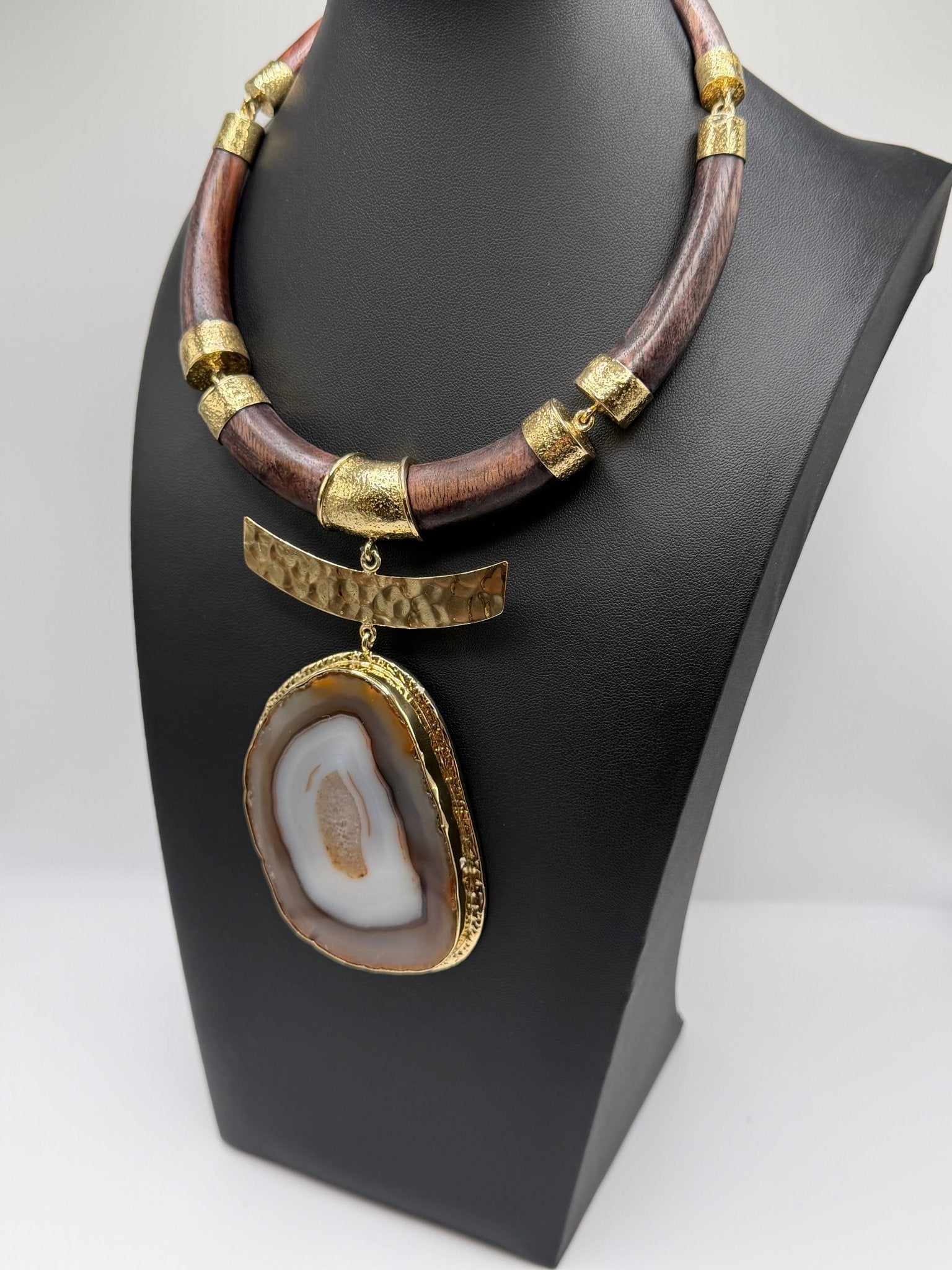 Brown Agate Slice Wood Neckpiece - AVA Jewelry