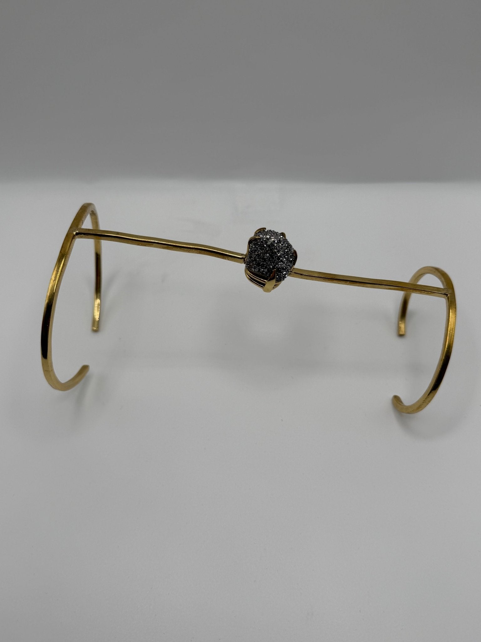 Druzy arm band - AVA Jewelry