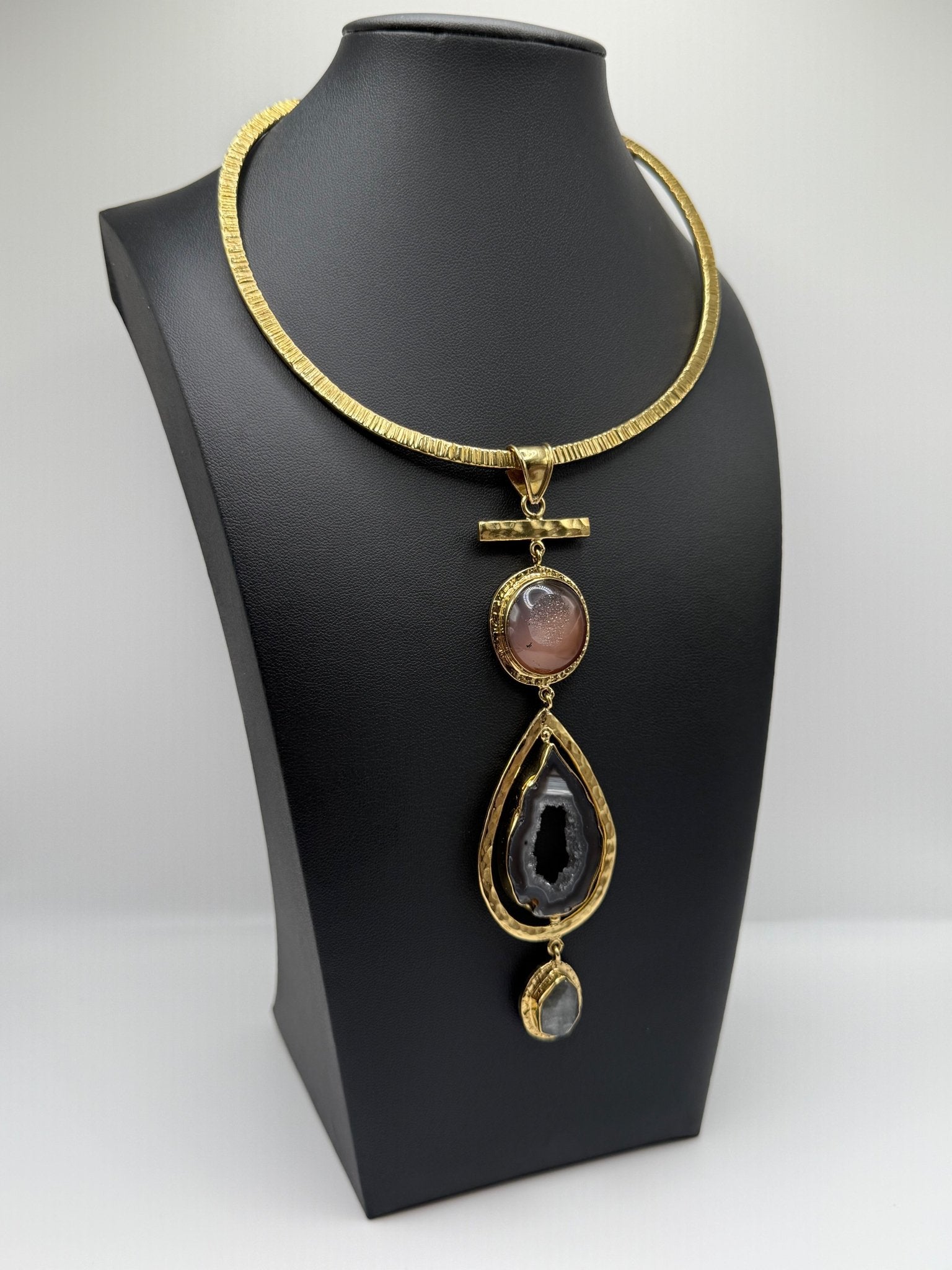 Eclipse Reign - AVA Jewelry