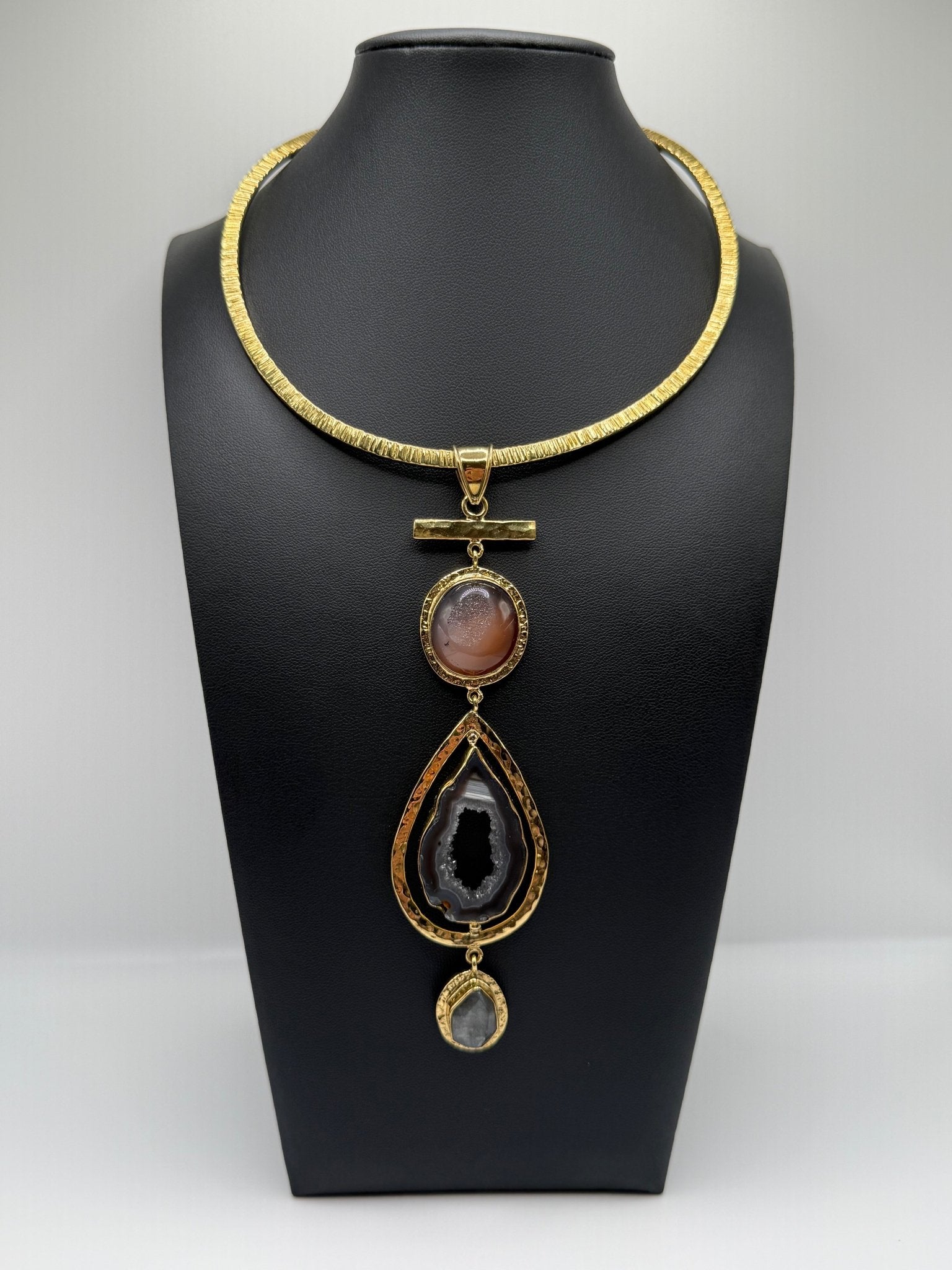 Eclipse Reign - AVA Jewelry