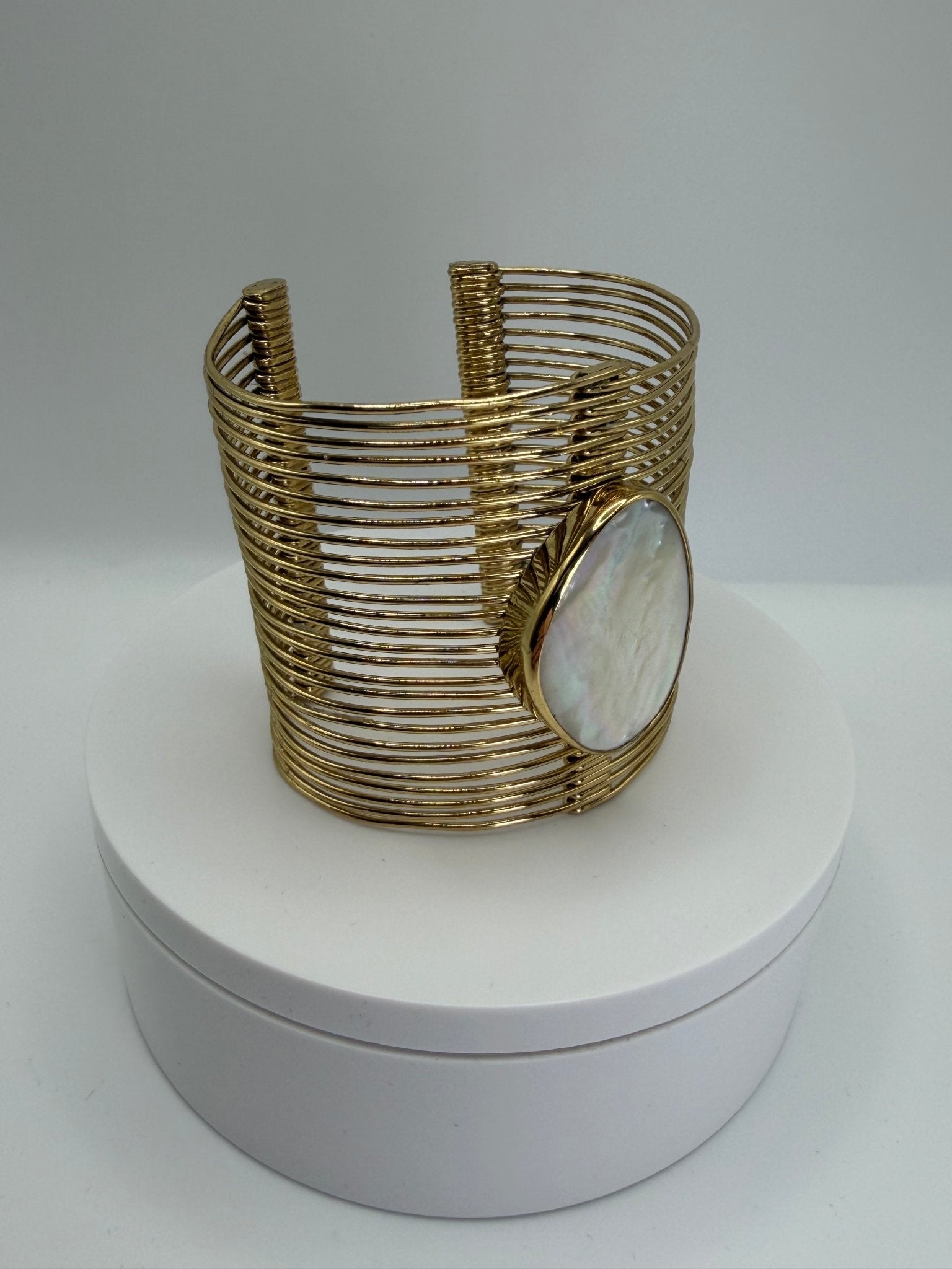 Pearl cuff - AVA Jewelry