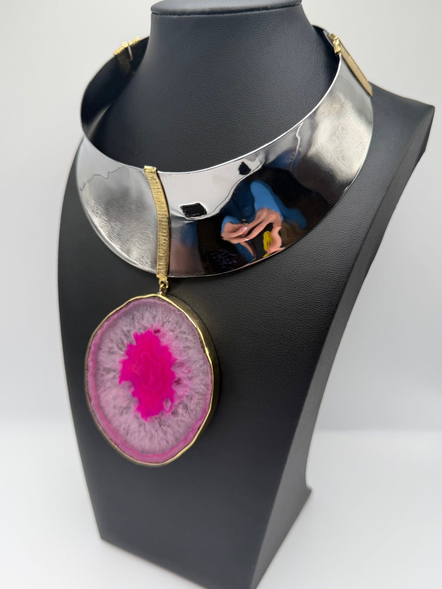 Pink agate collar - AVA Jewelry