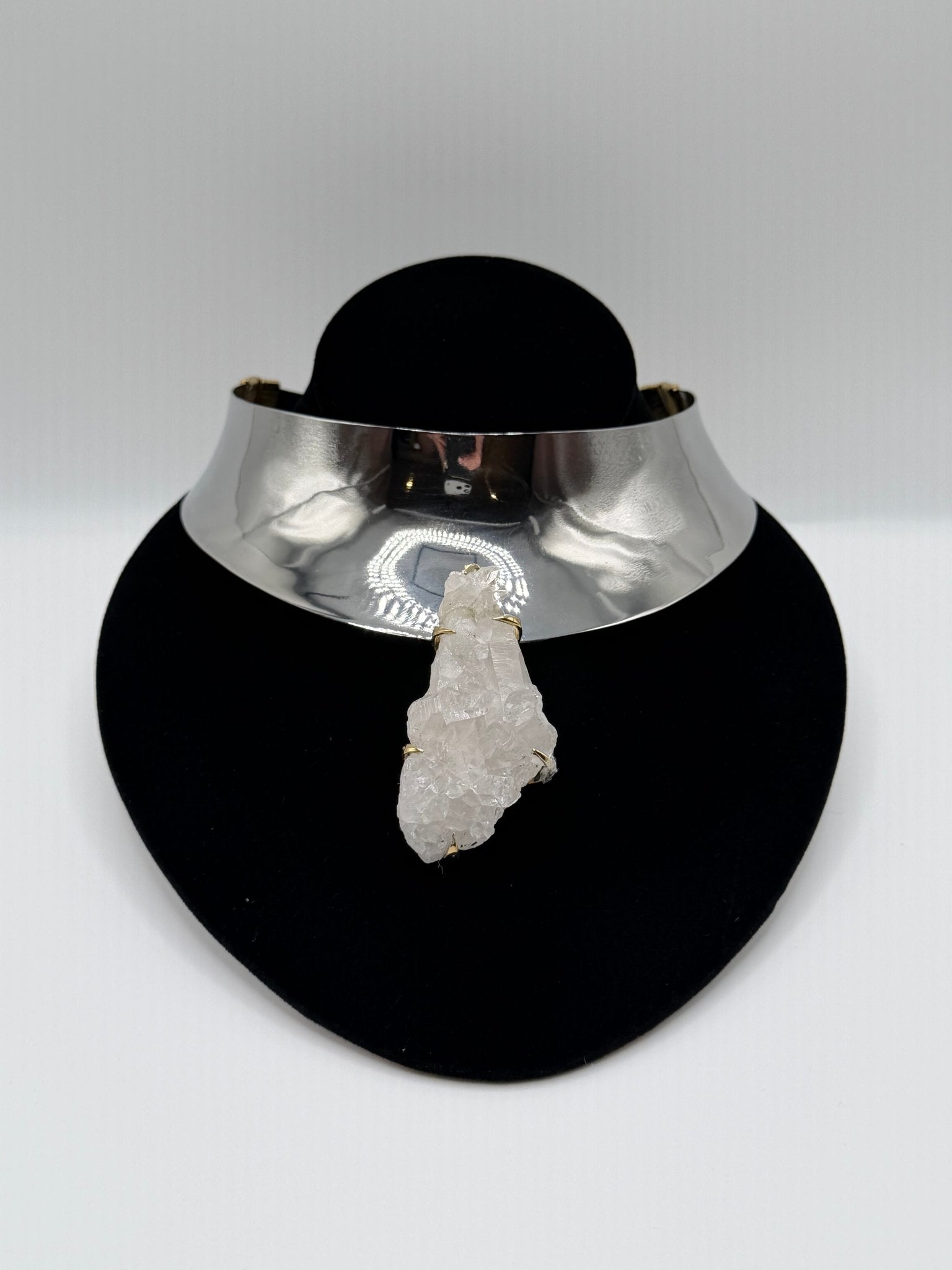 Stainless steel quartz collar - AVA Jewelry