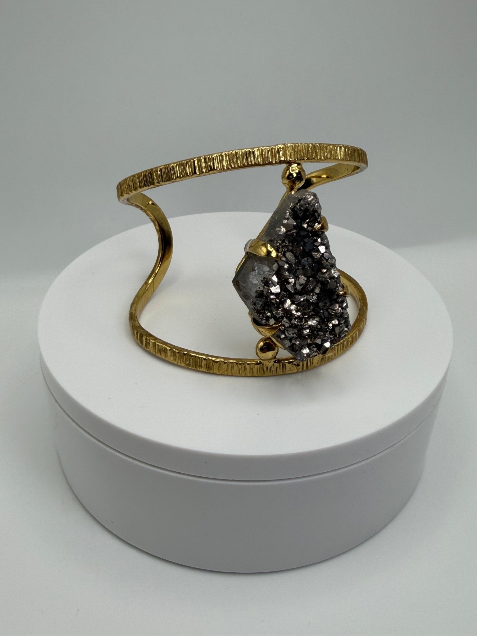 Titanium Singularity Cuff - AVA Jewelry