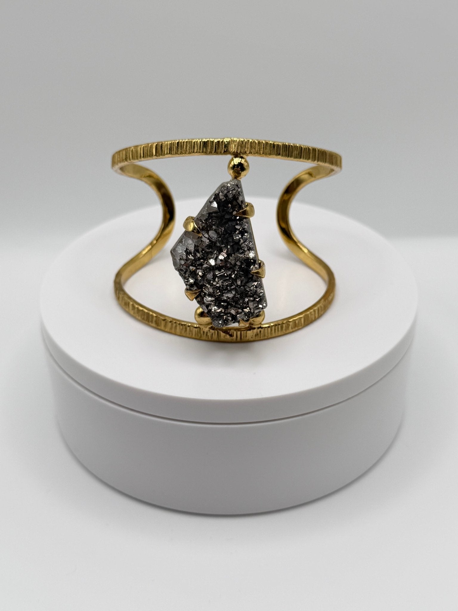 Titanium Singularity Cuff - AVA Jewelry