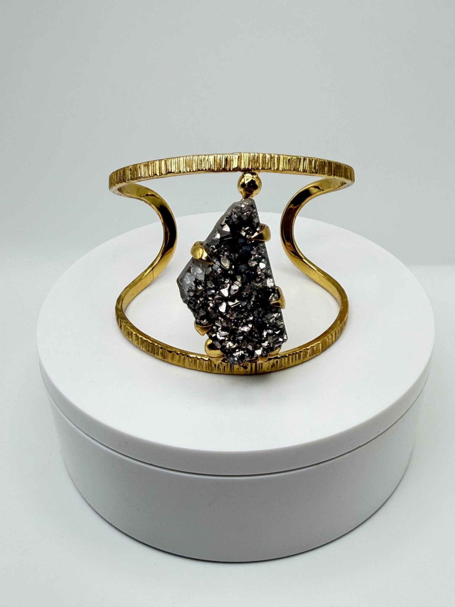 Titanium Singularity Cuff - AVA Jewelry